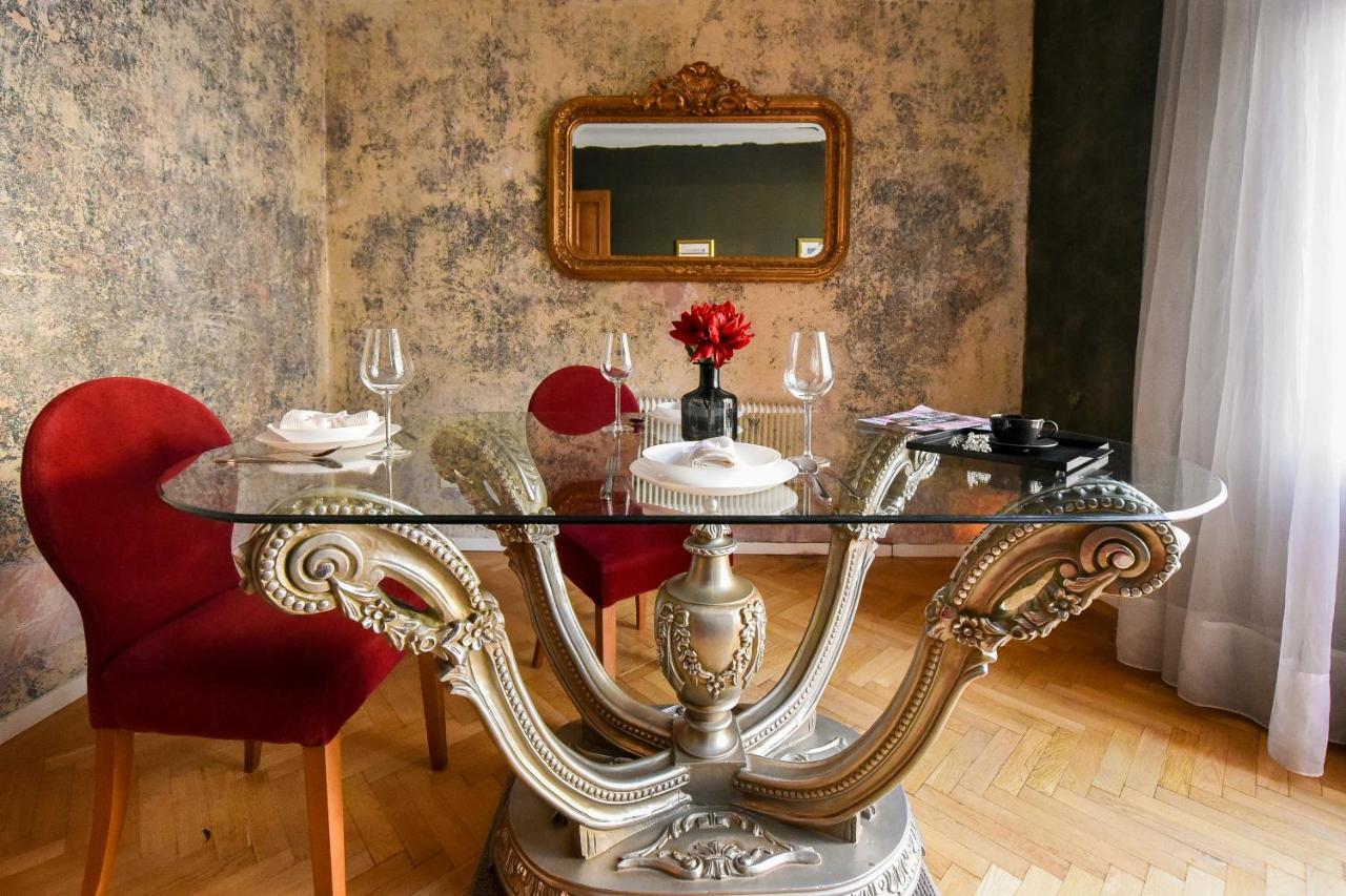 Brancovenian Elegance & Modern Comfort - Stunning 3br Near Cismigiu Bucarest