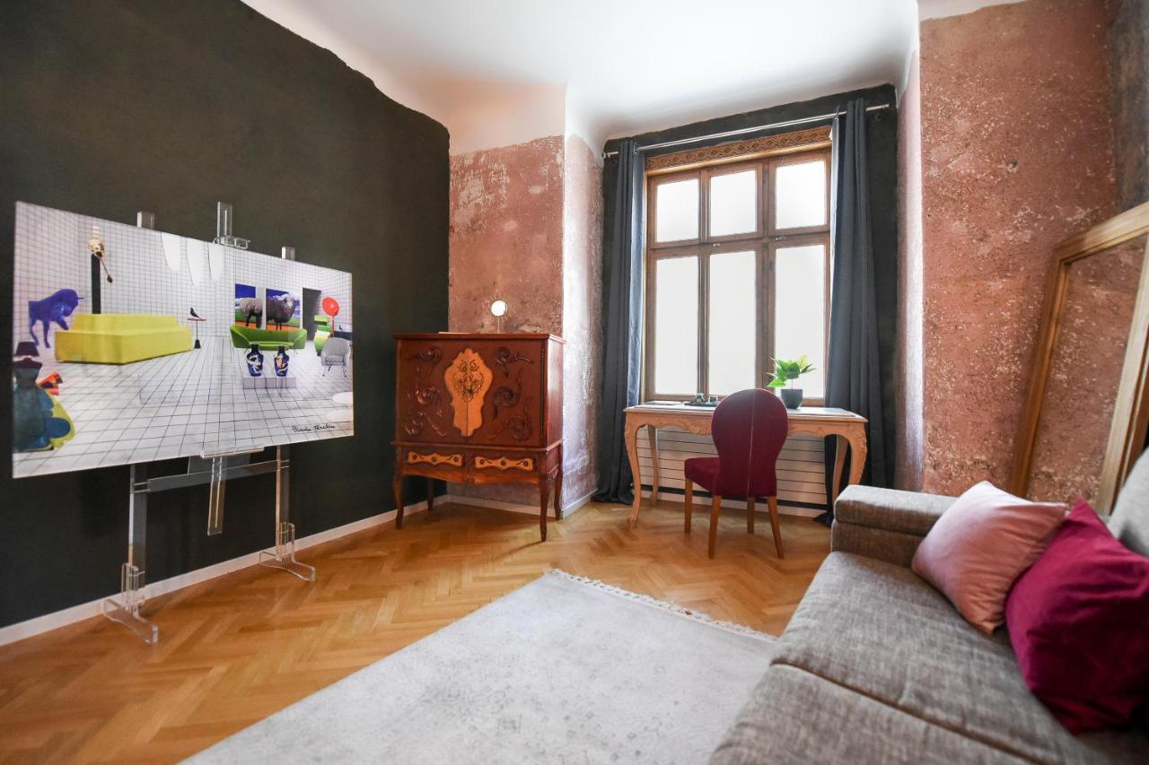 Brancovenian Elegance & Modern Comfort - Stunning 3br Near Cismigiu Appartamento *